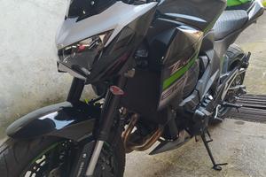 Kawasaki Z800 permuto tmax auto moto Rolex box 