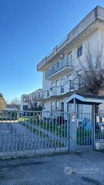 CERNUSCO SUL NAVIGLIO- TRILOCALE CON BOX AU