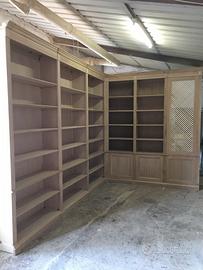 Libreria ad angolo in rovere