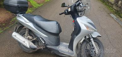 Suzuki Sixteen 150