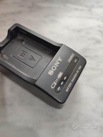 Sony BC-TRW - Caricabatterie originale per batteri