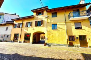 3 LOCALI A ROBASSOMERO