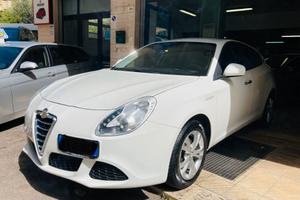 Alfa Romeo Giulietta -X NEOPATENTATI- 2011
