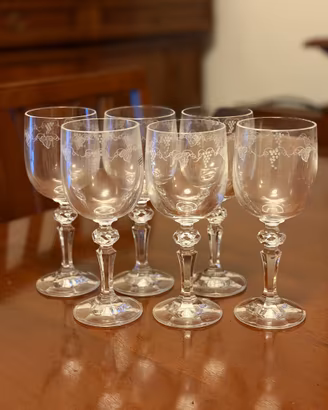 Set 6 calici da vino vintage in vetro inciso motiv