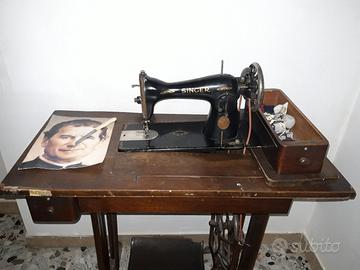 Macchina da cucire vecchia
