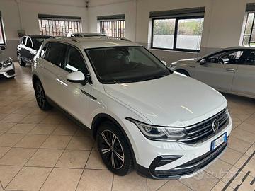 VOLKSWAGEN Tiguan 2.0 TDI 150 CV SCR DSG Eleganc