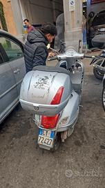 vespa gts 250