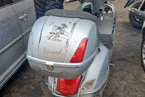 vespa gts 250
