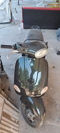 Vespa et4 150 anno 2000