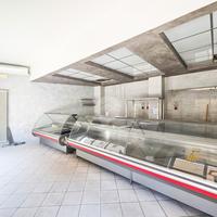 NEGOZIO A VOLTA MANTOVANA