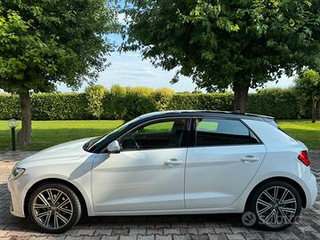 AUDI A1 bianco SPORTBACK