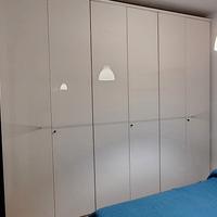 armadio 6 ante e cassettiera