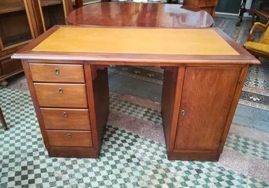 Scrivania anni 50 restaurata