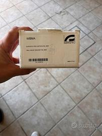 Staffa per telecamere