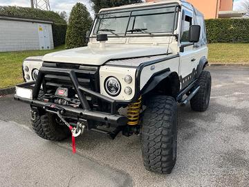 Land rover defender 90 td5