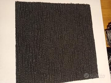 moquette  quadrotti