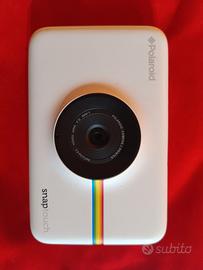 Polaroid snap touch