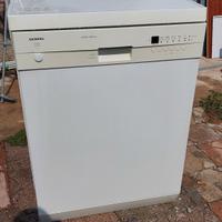 Lavastoviglie SIEMENS 100 E.