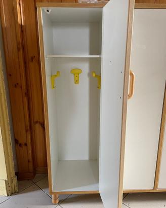 Armadietti in legno per bambini