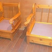 DIVANO E POLTRONE IN PINO RUSSO