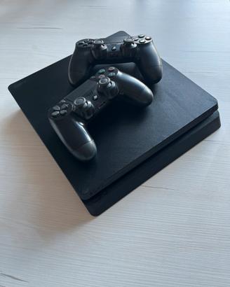 PlayStation 4 Slim 1TB + 2 joystick