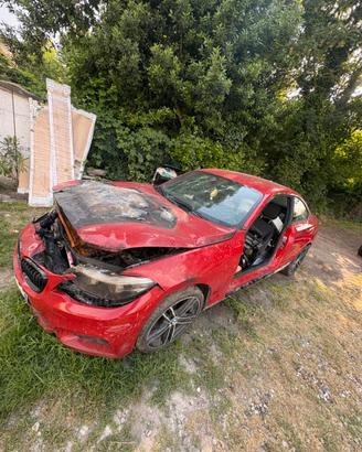 ricambi bmw 220 f22 2019 incendiata avanti..