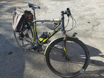 E-bike touring Scott