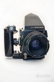 Apparecchio Fotografico medio formato cm 6 x 6