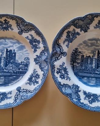 Piatti antichi vintage