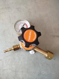 Regolatore di pressione per gas propano 