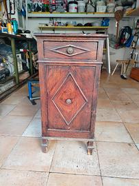 comodino vintage in buone condizini