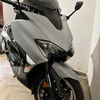 Tmax 530 DX 2019 full