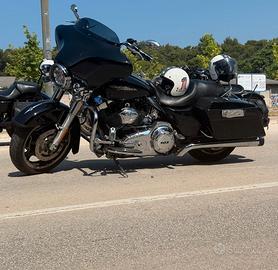Harley Davidson Street Glide 103