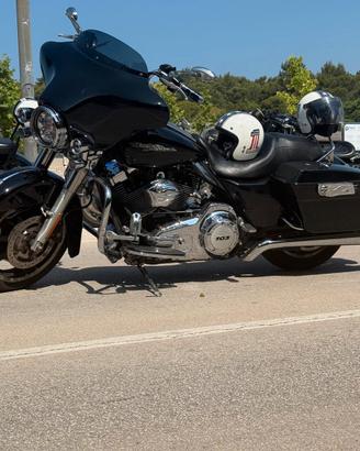 Harley Davidson Street Glide 103