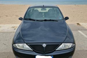 Lancia y 2003