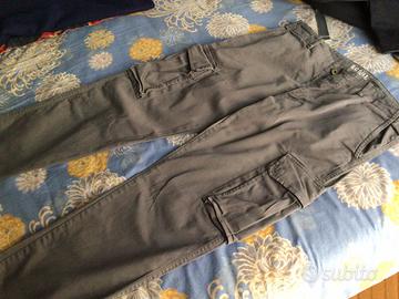 Pantaloni uomo cargo