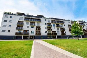 3 LOCALI A VIMERCATE
