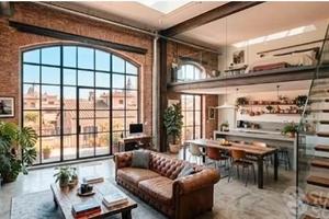 LOFT con TERRAZZO- CASAL BERNOCCHI