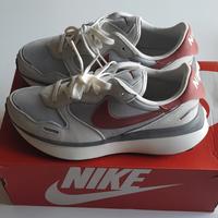 Scarpe Nike Phoenix Waffle nuove misura 42