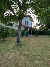 villa singola con parco
