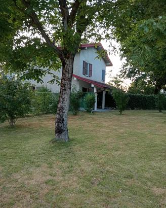 villa singola con parco
