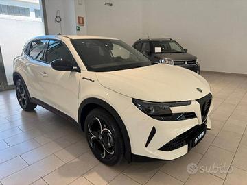 Alfa Romeo Junior 1.2 ibrida Speciale 145cv edct6