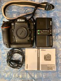 Nikon D4, fotocamera reflex professionale