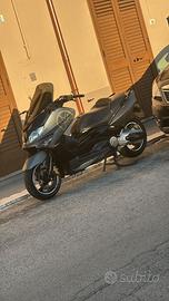YAMAHA TMAX 500