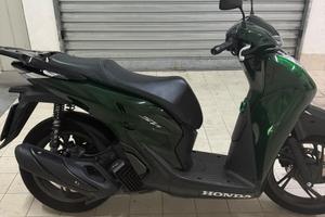 SH 125 VETRO Antifurto + Parabrezza + Bauletto