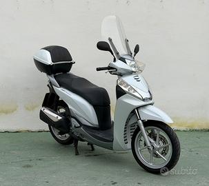 Honda SH 300 i - Rate a Interessi ZERO