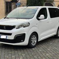 PEUGEOT Traveller BlueHDi 100 Compact Business