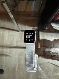 Apple Watch serie 3, 42 mm, grigio siderale