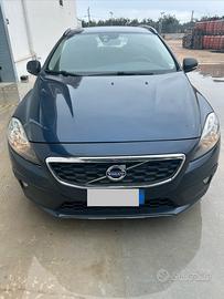 Volvo v40 cross country