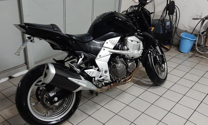 Kawasaki Z750
